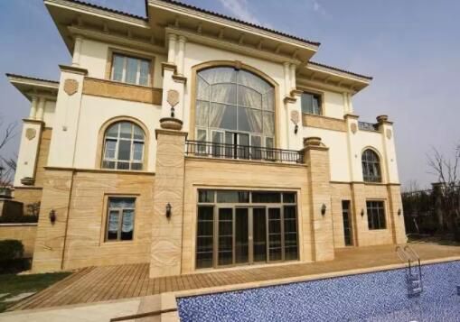 輕鋼別墅的建筑材料安全嗎？內部怎么樣？(圖1)