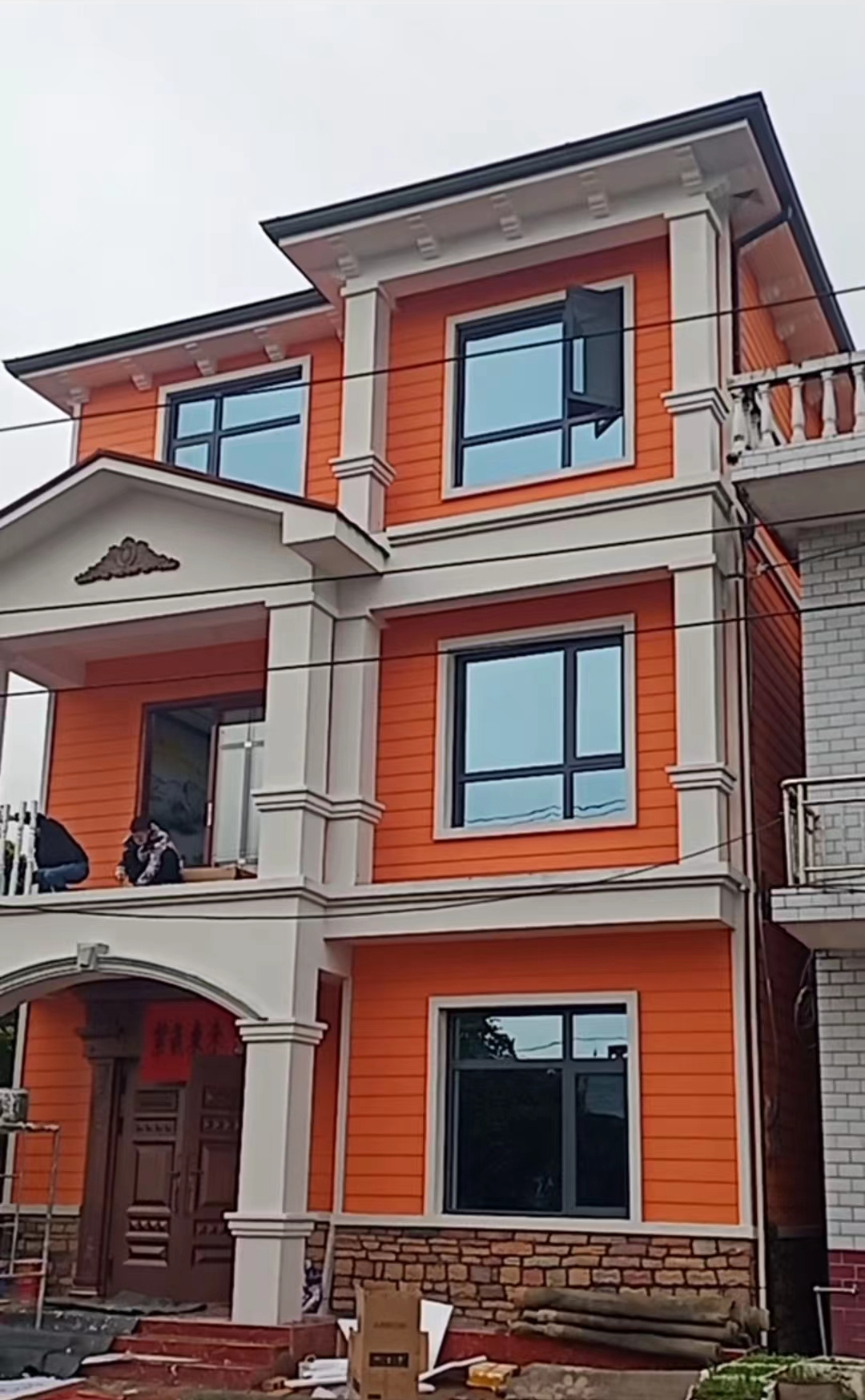 輕鋼房屋是否適用于私人度假屋或度假別墅建設？(圖2)