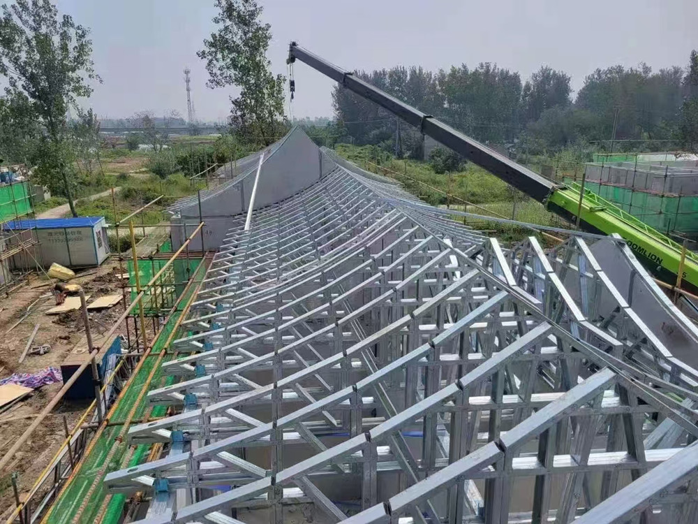 睿婕輕鋼別墅海外項目施工現(xiàn)場（1）