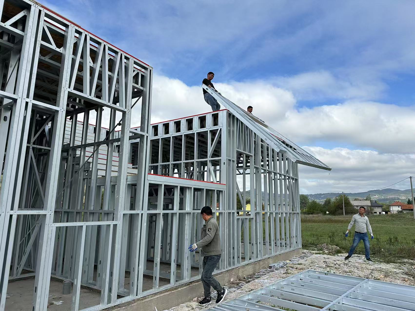 輕鋼別墅的龍骨結構