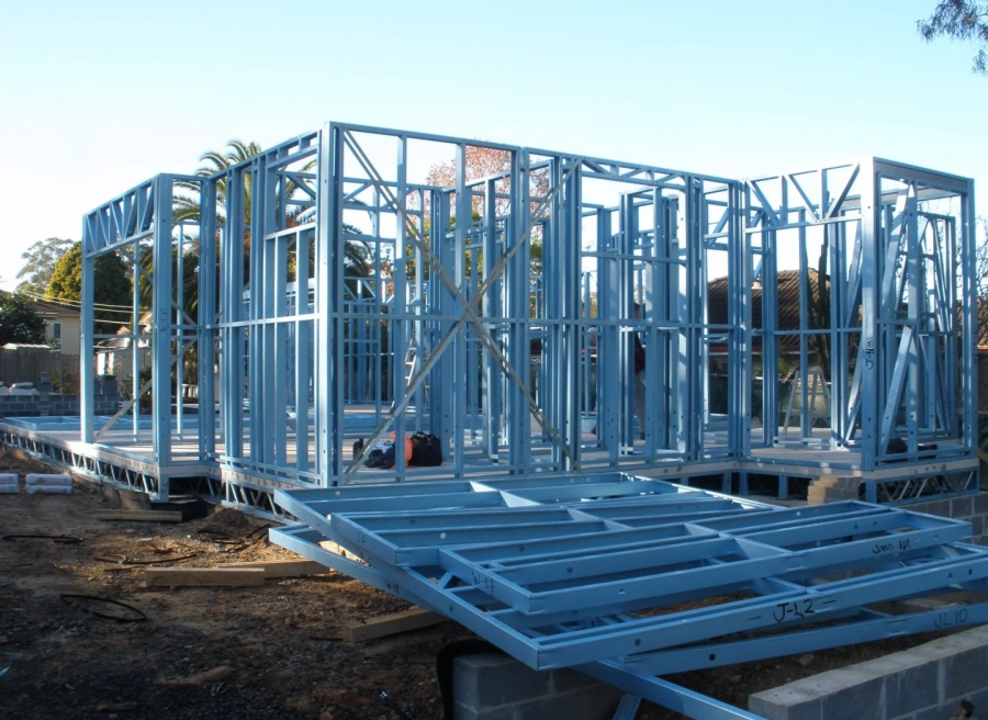 輕鋼別墅龍骨厚度揭秘：多少毫米才是安全與舒適的關鍵？